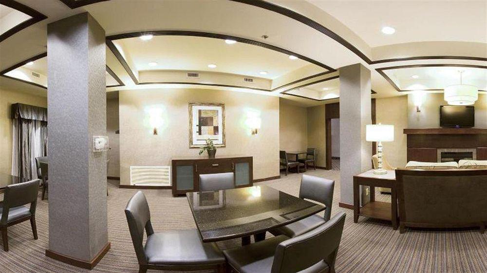Holiday Inn Express Hotel & Suites Austell Powder Springs By Ihg Eksteriør bilde